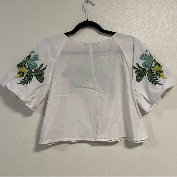 Zara Basics Shirt Women’s Size Medium White Crop Green Palm Embroidered Top - Picture 5 of 9